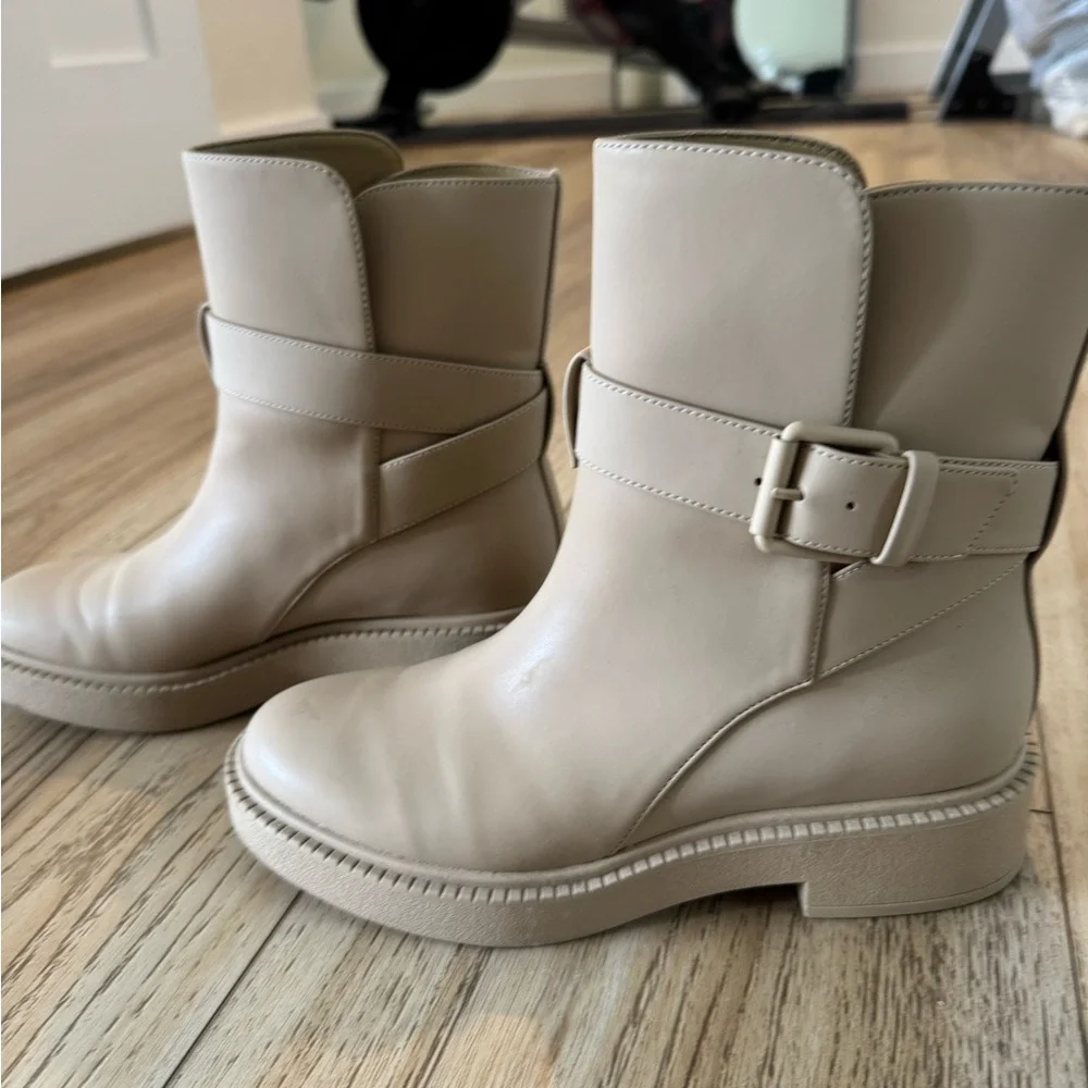 Vince Water Repellent Boots - Picture 2 of 7